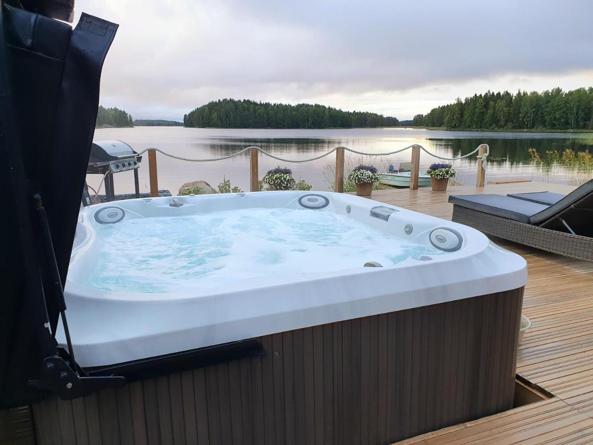 Stunning Log Cabin 45M2 On The Shore Of Kallavesi. Kuopio Luaran gambar